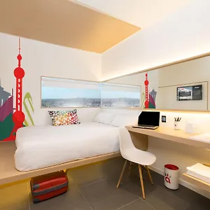 https://yaas-almadies.hotelsdakar.com