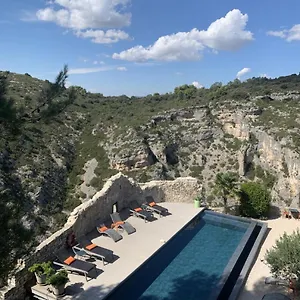 https://le-cliff.fr-provencehotel.com